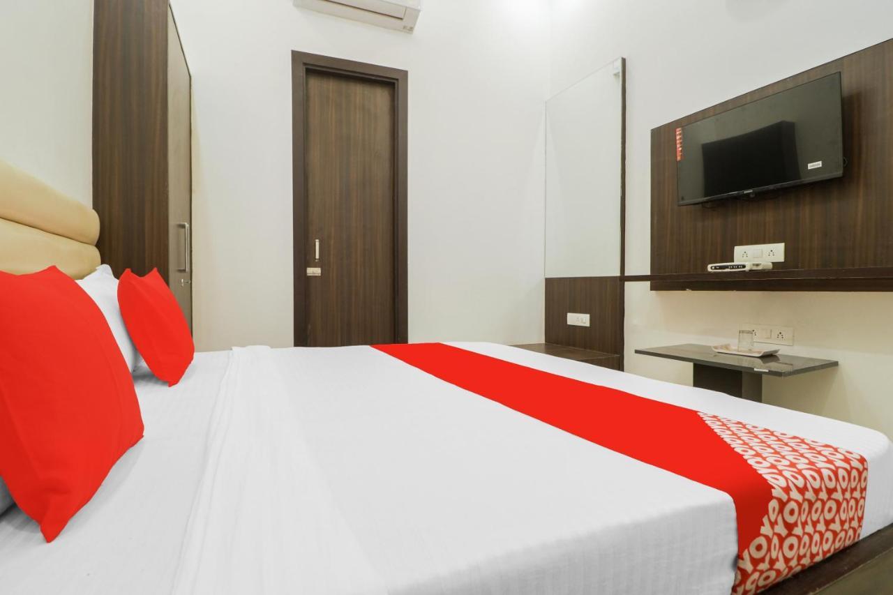 Oyo 85906 Hotel Noor Residency 阿姆利则 外观 照片