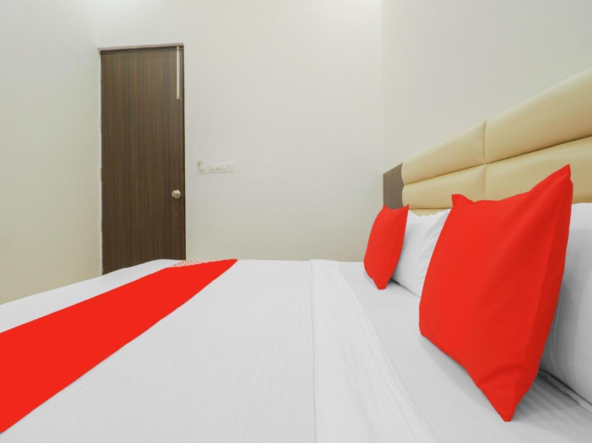 Oyo 85906 Hotel Noor Residency 阿姆利则 外观 照片