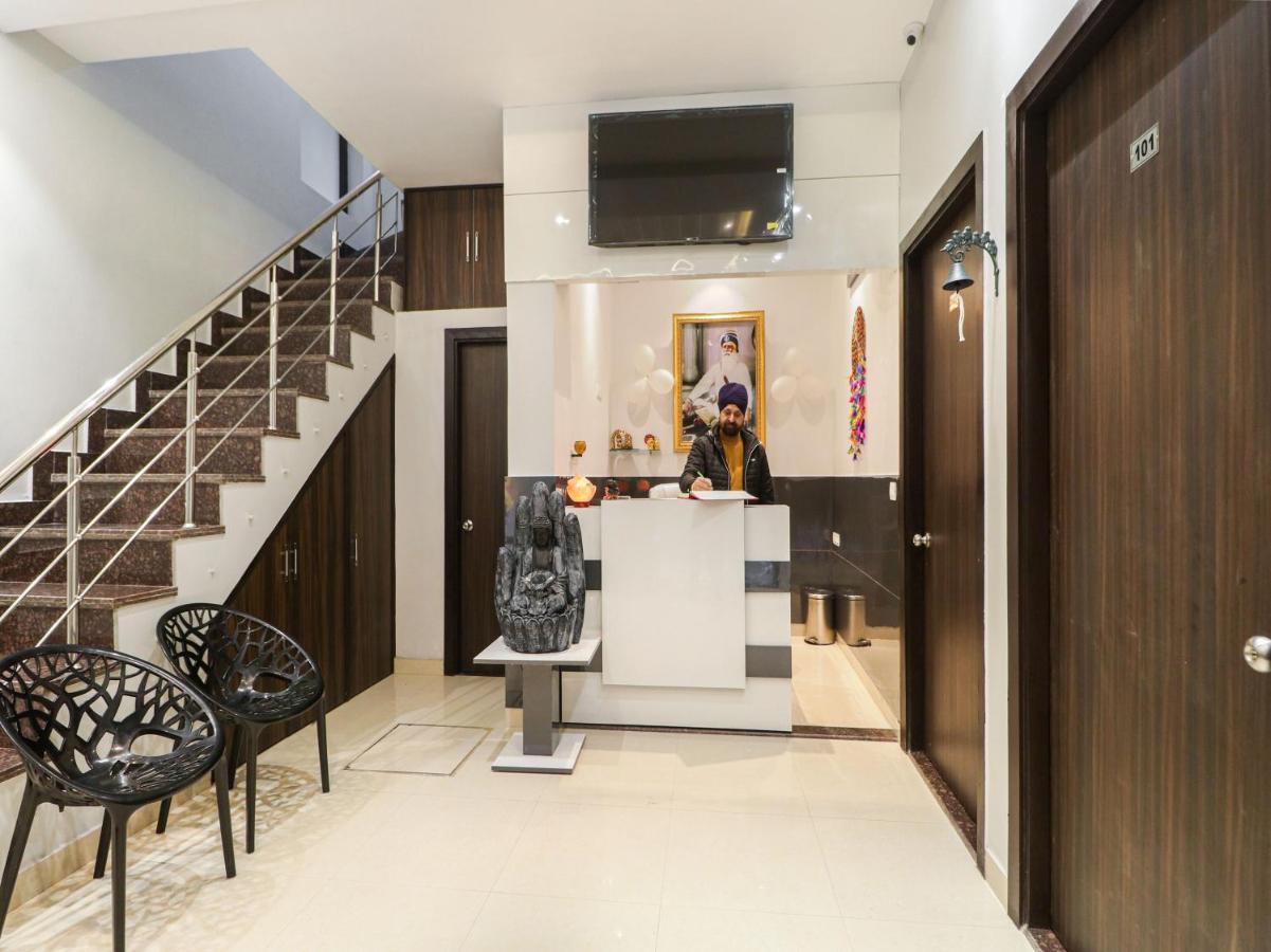 Oyo 85906 Hotel Noor Residency 阿姆利则 外观 照片